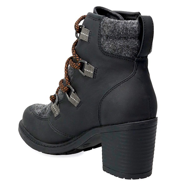 Boots - Picture 2 of 4